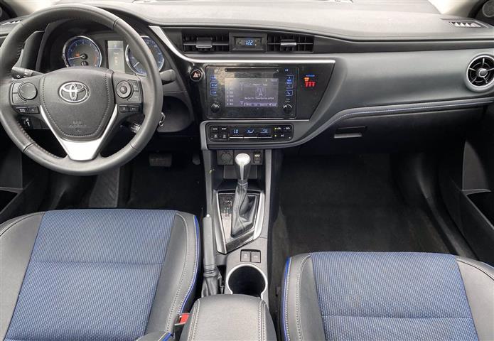 $12000 : 2018 Toyota Corolla SE Sedan 4 image 3