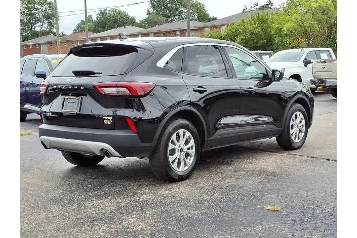 $22688 : Ford Escape 2023 AWD Active image 3
