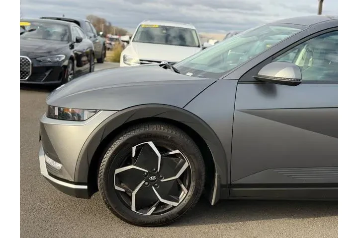 $26491 : Hyundai IONIQ 5 2023 SEL 4dr image 2