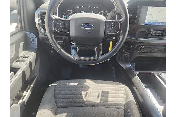 $31999 : Ford F-150 2022 4x4 Lariat 4 image 9