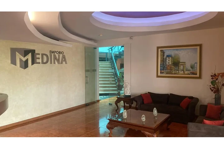 RENTA SALA DE JUNTAS image 3