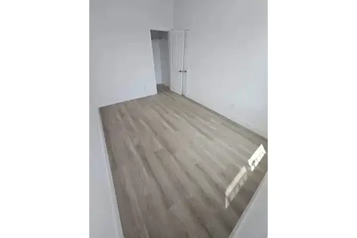 $1695 : RENTO APARTAMENTO image 2