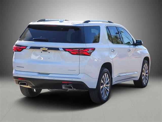 $42490 : Pre-Owned  Chevrolet Traverse image 5