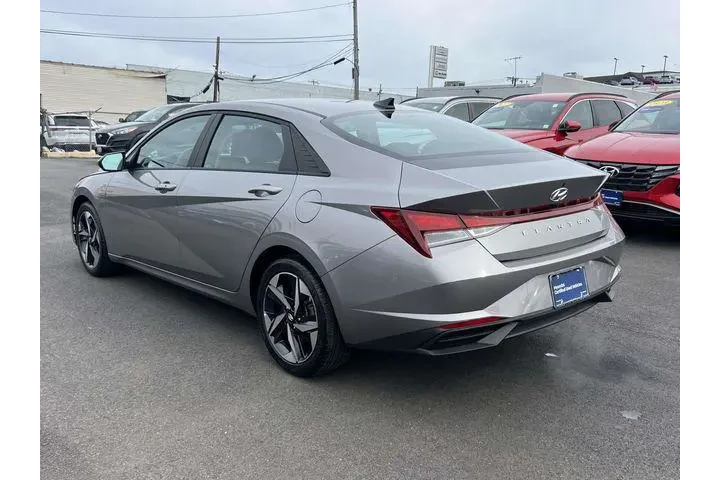 $17999 : Hyundai ELANTRA 2023 SEL 4dr image 4