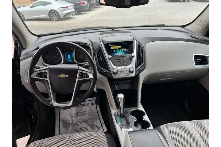 2015 Equinox 1LT AWD image 9