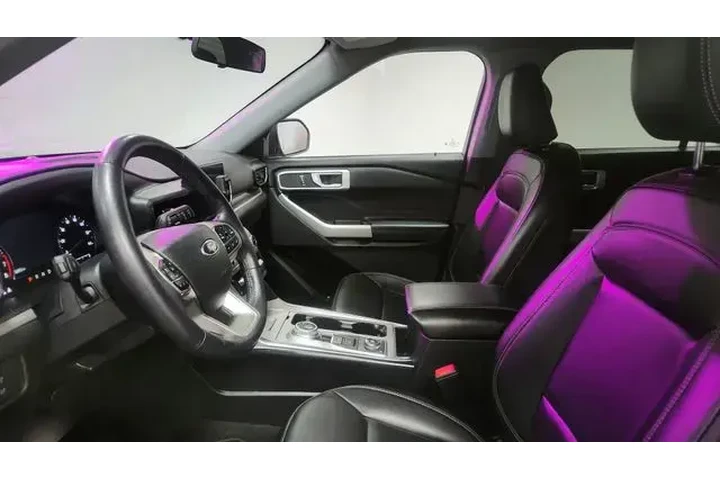 $26793 : Ford Explorer 2022 AWD XLT 4 image 9