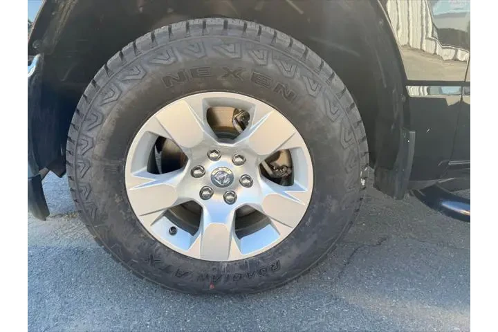 $28990 : Ram 1500 2020 4x4 Big Horn 4 image 6