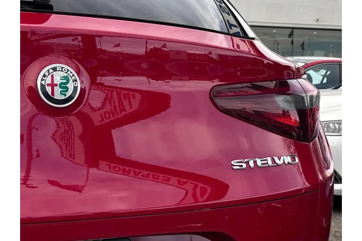 $19395 : Alfa Romeo Stelvio 2022 AWD image 7