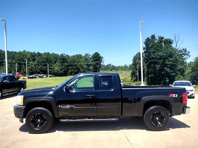 $11127 : 2009 Silverado 1500 LTZ Ext. image 4