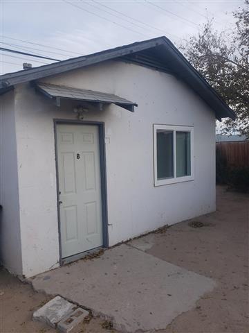 $1399 : Casita De Renta Victorville image 1