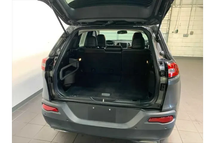 $21989 : Jeep Cherokee 2018 4x4 Latit image 9