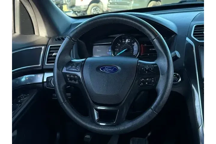 $23000 : Ford Explorer 2019 AWD Sport image 9