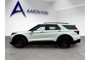 $34378 : Ford Explorer 2022 ST 4dr SU thumbnail