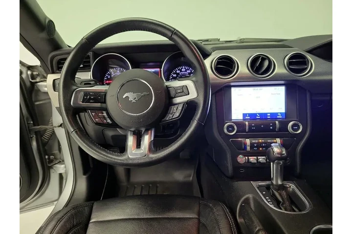$23998 : Ford Mustang 2020 EcoBoost 2 image 10