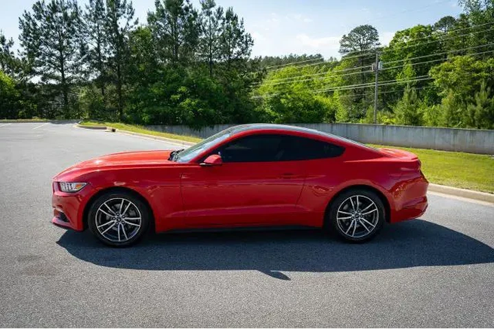 $18977 : Ford Mustang 2017 EcoBoost 2 image 5