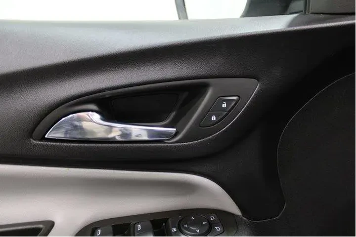 $20988 : Chevrolet Equinox 2024 LS 4d image 8