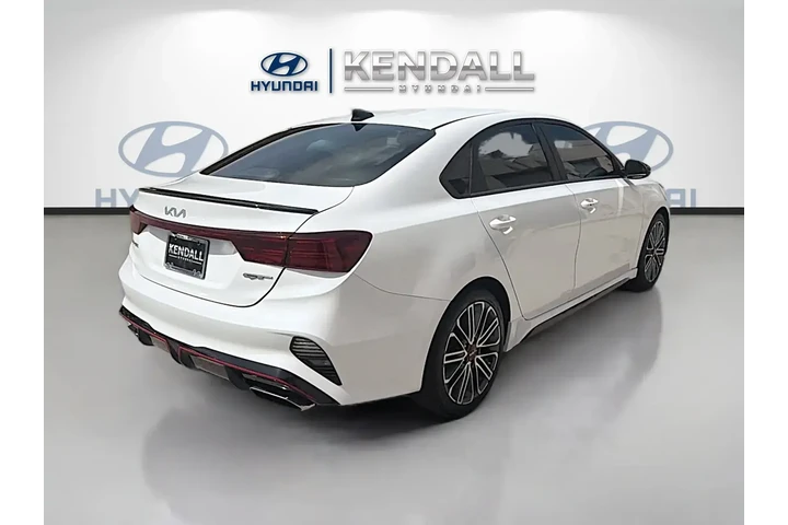 $17182 : Kia Forte 2023 GT 4dr Sedan image 6
