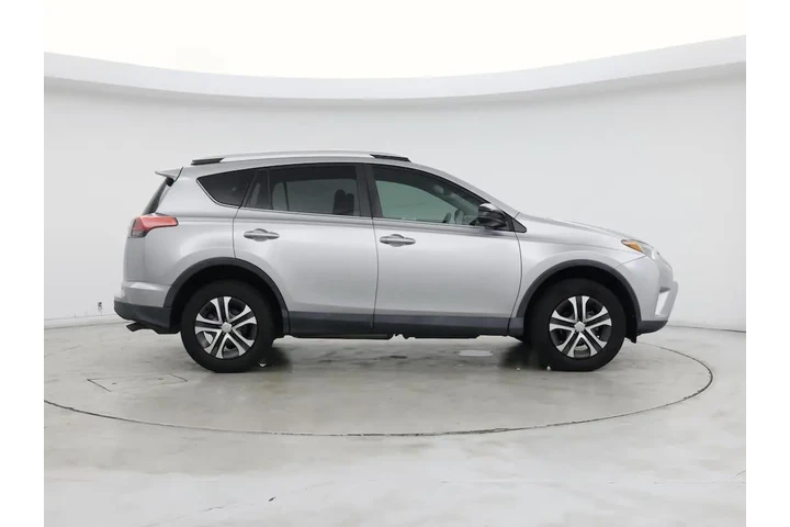 $15998 : Toyota RAV4 2016 LE 4dr SUV image 7