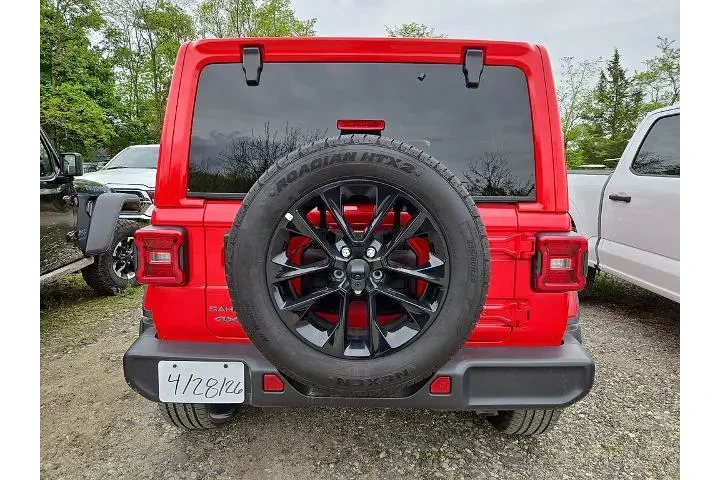 $34679 : Jeep Wrangler 2025 4x4 Backc image 5