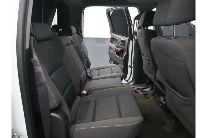 $18399 : GMC Sierra 1500 2016 4x2 SLE image 2