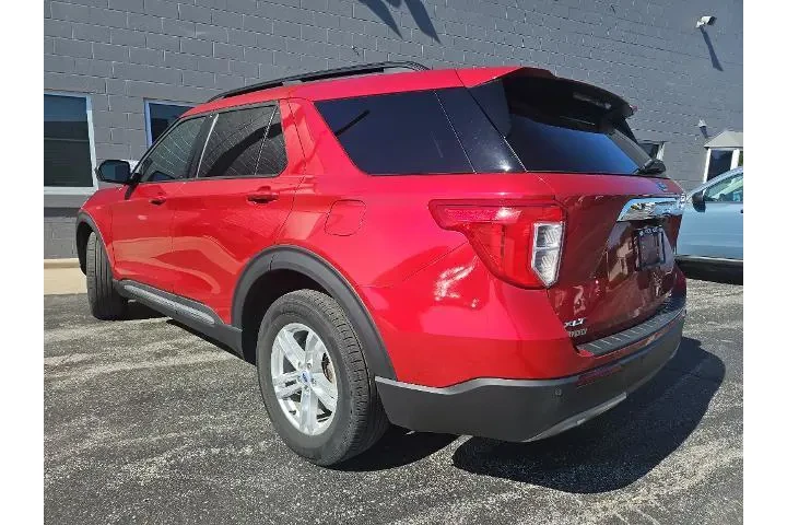 $34025 : Ford Explorer 2023 AWD XLT 4 image 5