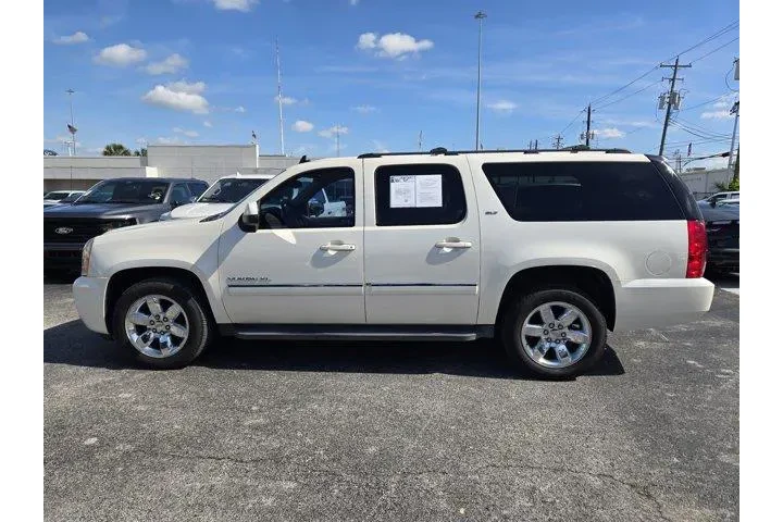 $12991 : GMC Yukon XL 2013 4x2 SLT 4d image 5