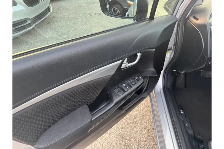 $8497 : 2015 Civic EX image 10