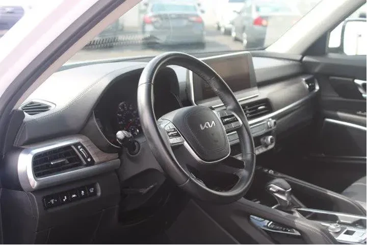 $26926 : Kia Telluride 2022 SX 4dr SU image 10