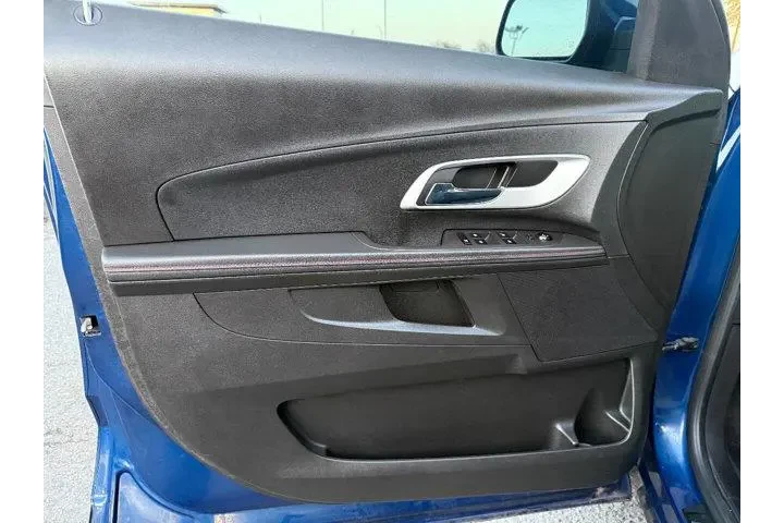 $8995 : Chevrolet Equinox 2010 LT 4d image 8