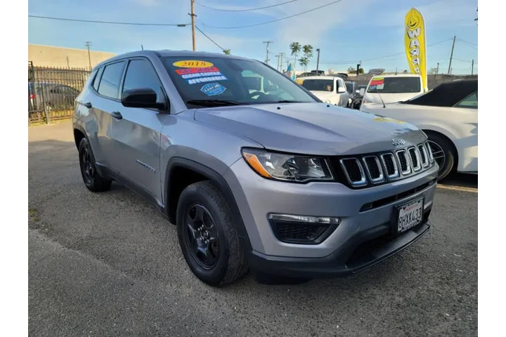 $11949 : 2018 Compass Sport image 2