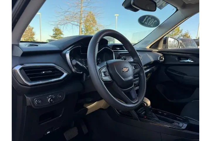 $17674 : Chevrolet Trailblazer 2021 L image 10