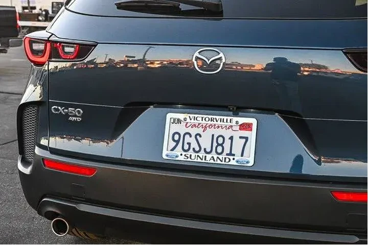 Mazda CX-50 2023 AWD 2.5 S P image 10