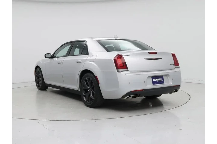 $24998 : Chrysler 300 2021 S V6 4dr S image 2