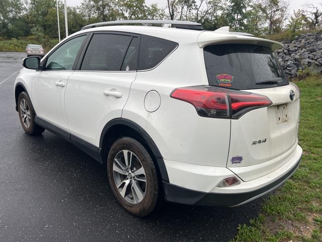 $18296 : PRE-OWNED 2017 TOYOTA RAV4 XLE image 6