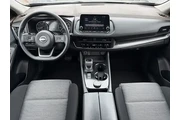 $20749 : Nissan Rogue 2023 AWD SV 4dr thumbnail