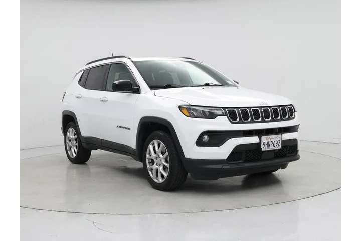 $24998 : Jeep Compass 2023 4x4 Latitu image 1
