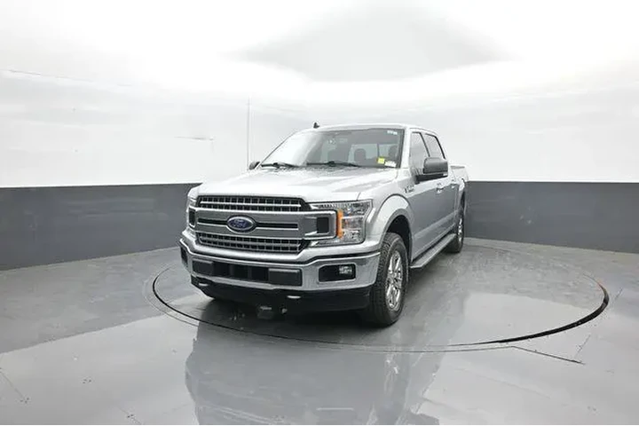 $26572 : Ford F-150 2020 4x4 Lariat 4 image 3
