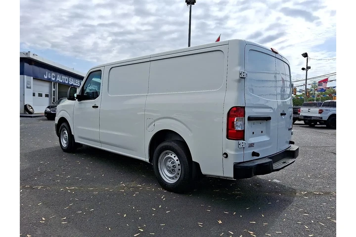 $26500 : 2021 NV Cargo 1500 SV image 4