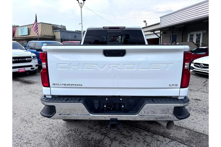 2020 Silverado 2500 LTZ image 4