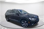 Pre-Owned 2020 Tiguan 2.0T SE en Milwaukee