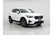 Volvo XC40 2024 AWD B5 Core en Fresno