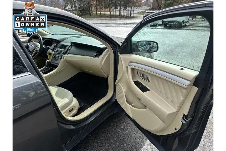 $14970 : Ford Taurus 2018 SE 4dr Seda image 10