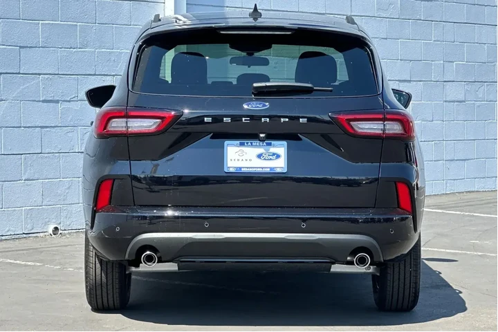 $25900 : Ford Escape 2024 ST-Line 4dr image 4