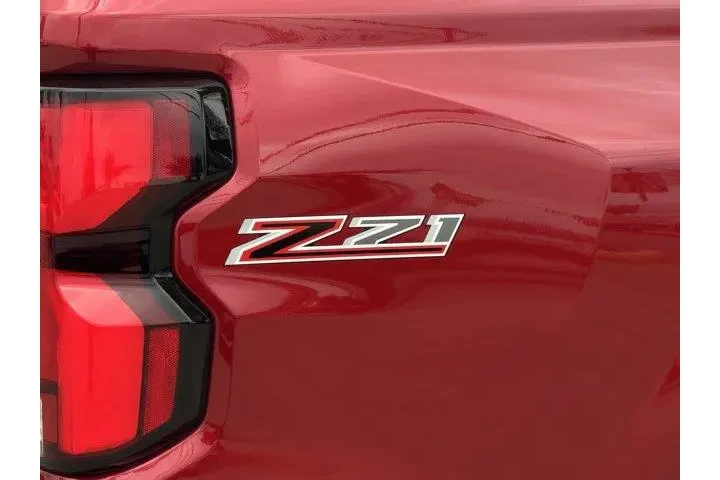 $39999 : Chevrolet Colorado 2024 4x4 image 6