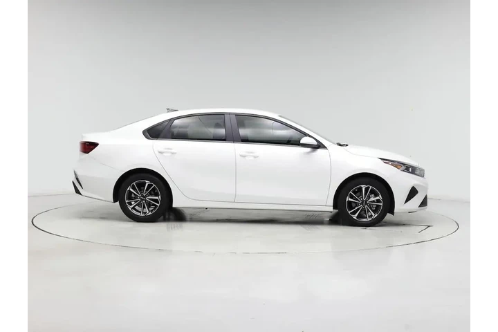 $19998 : Kia Forte 2024 LXS 4dr Sedan image 7