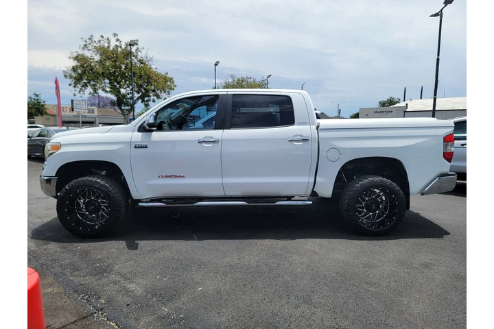 2014 Toyota Tundra LIMITED image 3