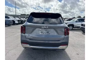 $27988 : Kia Sorento 2025 S 4dr SUV thumbnail