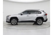 $30998 : Toyota RAV4 2022 XLE Premium thumbnail