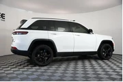 $28994 : Jeep Grand Cherokee 2023 4x4 thumbnail