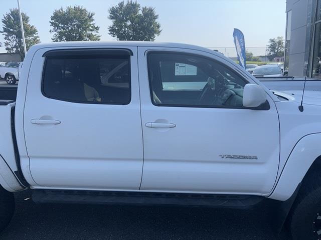 $15995 : PRE-OWNED 2010 TOYOTA TACOMA image 7